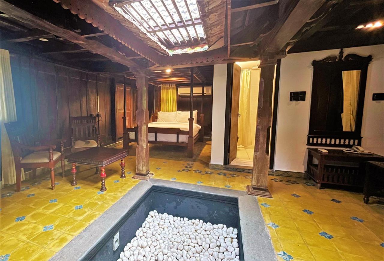 Plumeria Lake Resort & Spa Vayalār Esterno foto