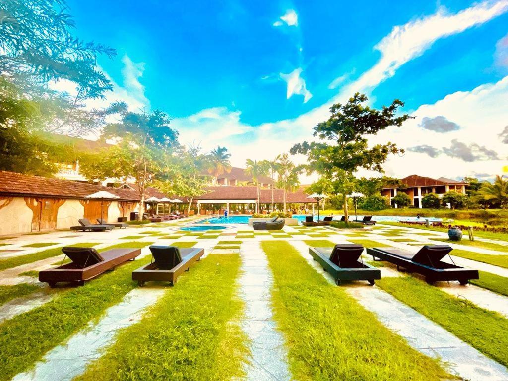 Plumeria Lake Resort & Spa Vayalār Esterno foto