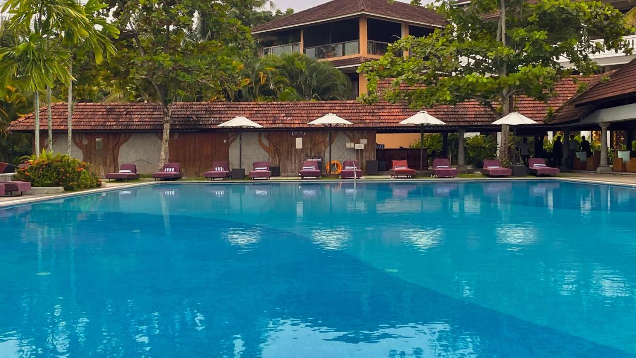 Plumeria Lake Resort & Spa Vayalār Esterno foto