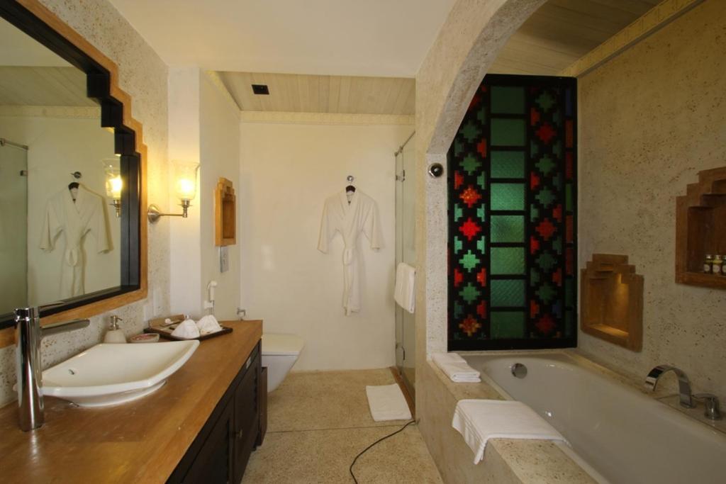Plumeria Lake Resort & Spa Vayalār Esterno foto